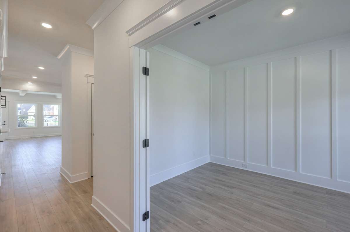 **Photos are of a model home and will not match all selections in subject property**