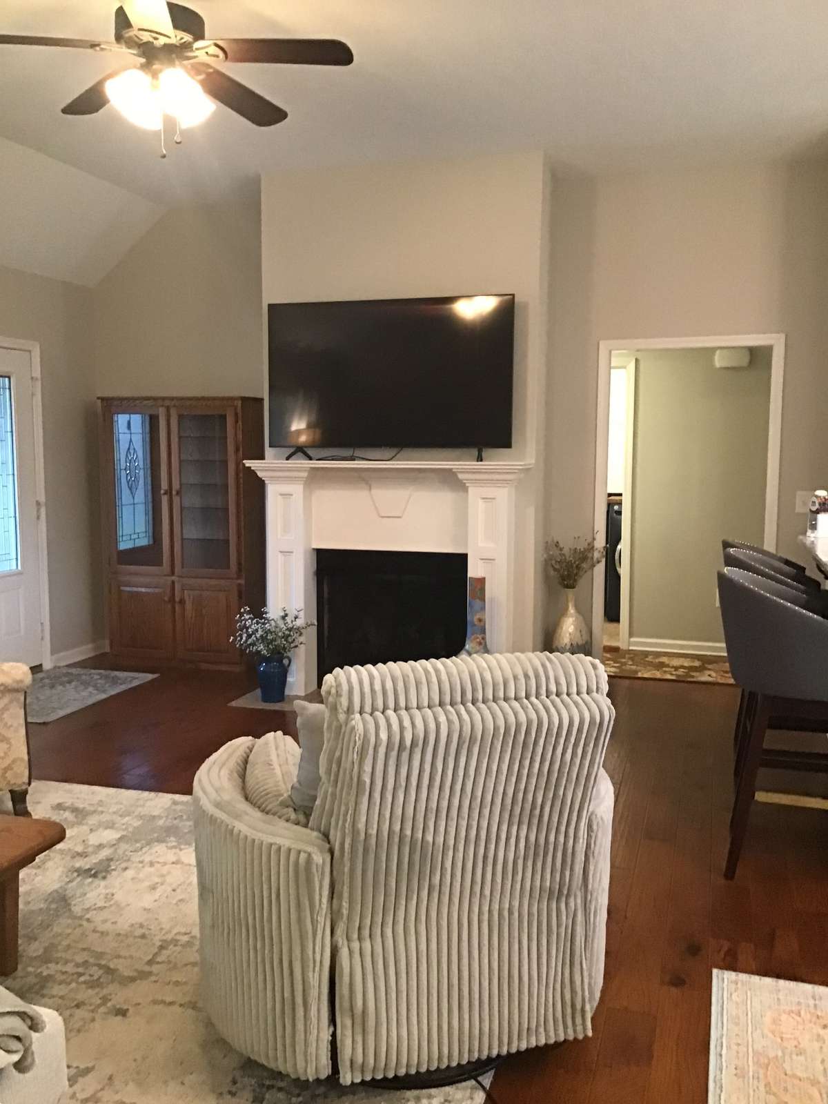 Gas fireplace with starter