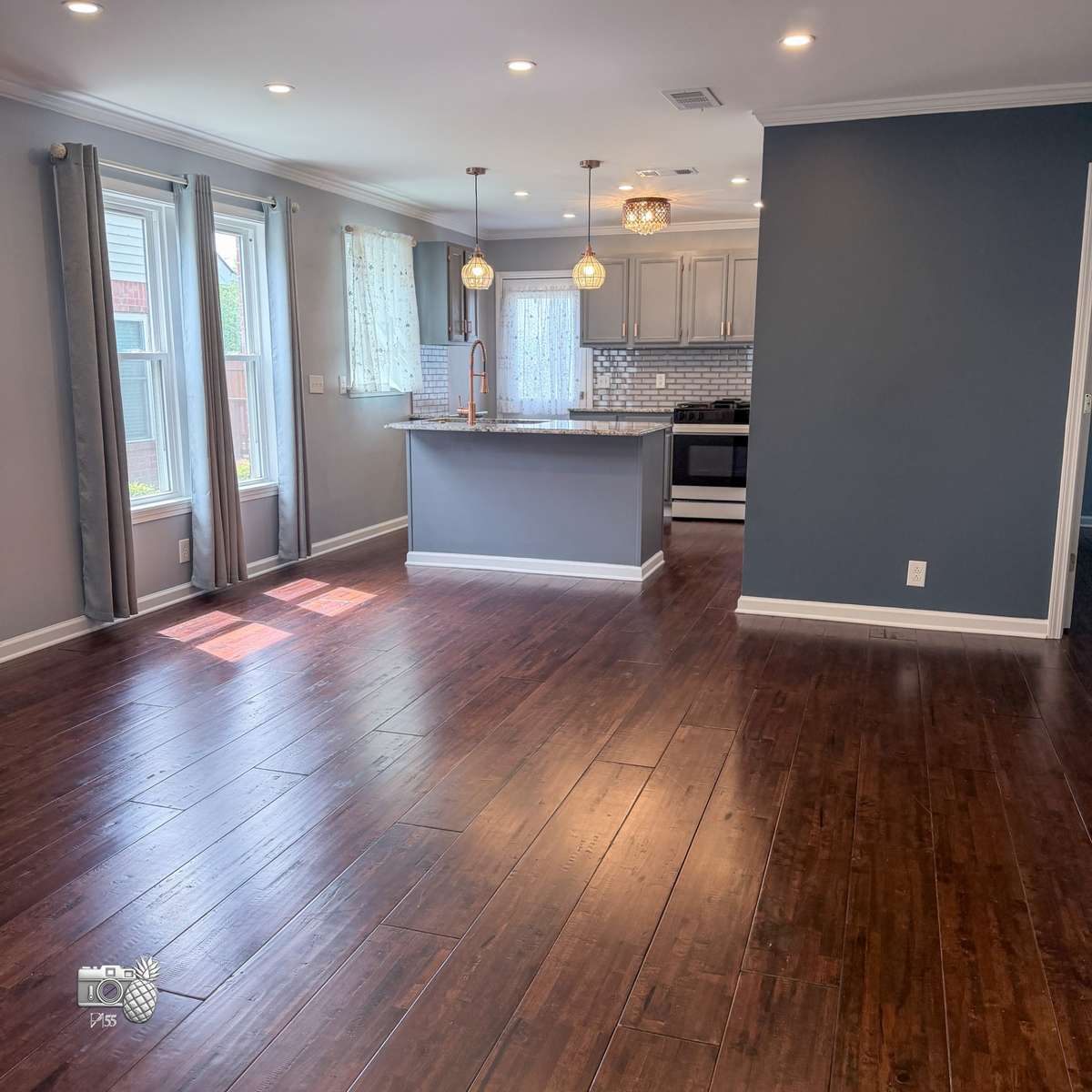 Living Room - View from front door