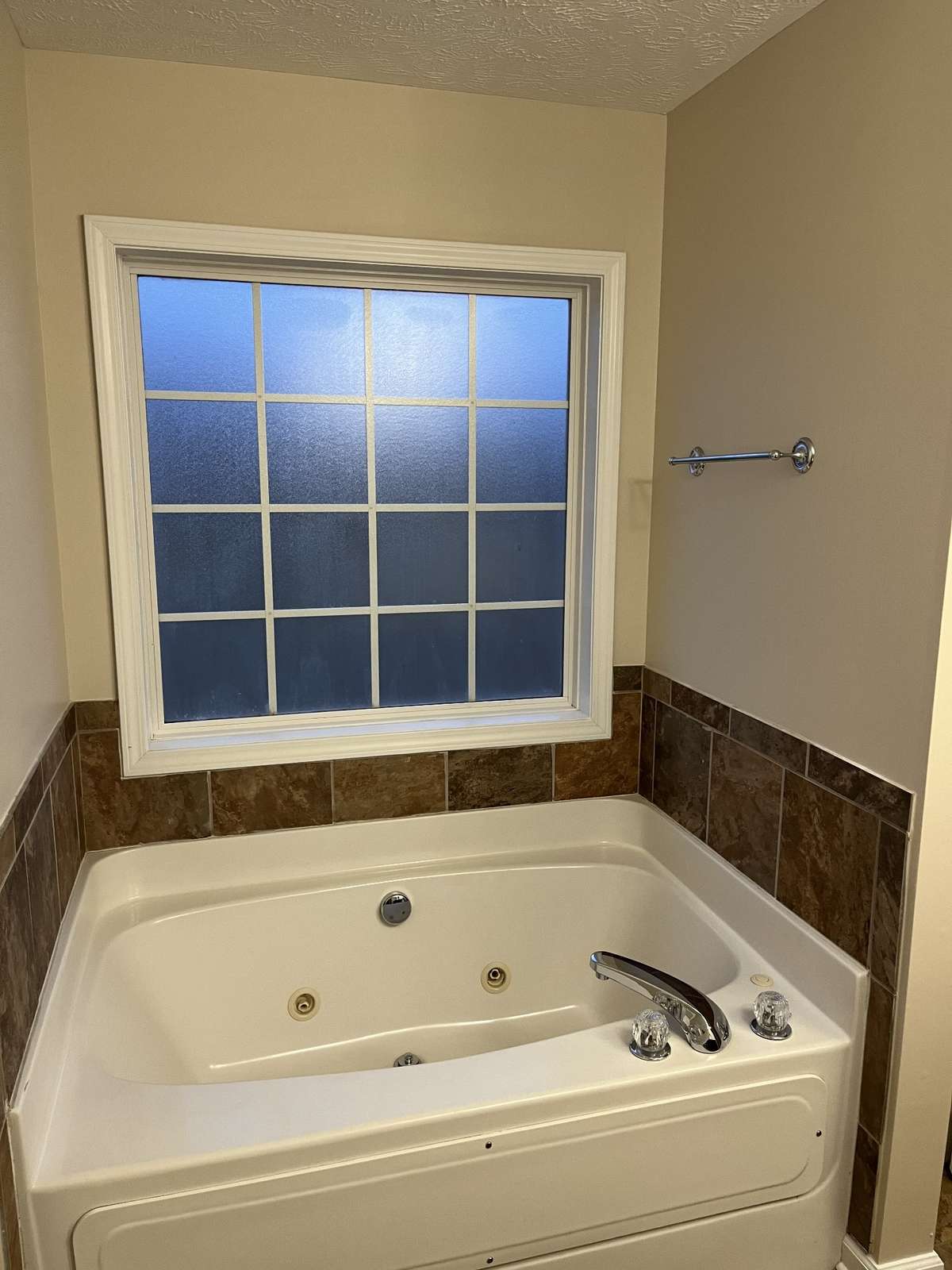 Garden tub in Primary Bath