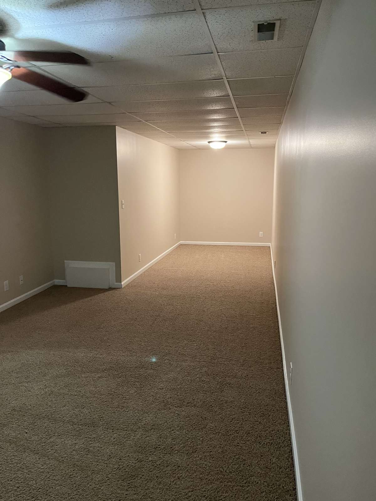 Huge second room downstairs (lots of possibilities)