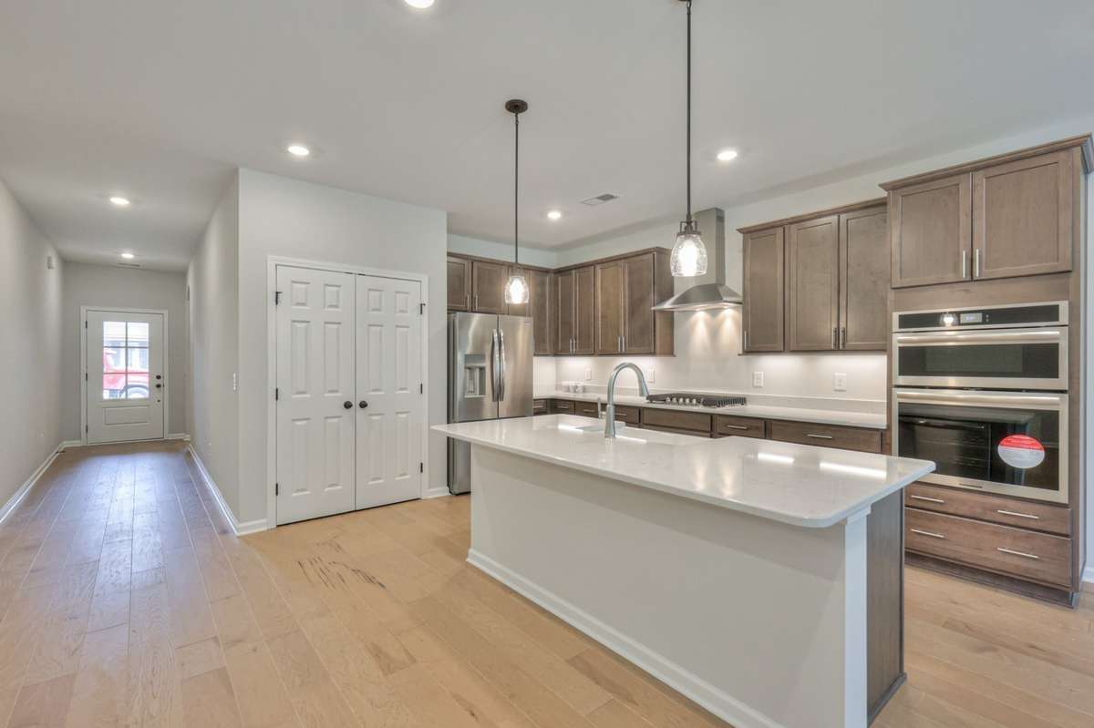 This photo is a sample of the Cleveland floorplan.  Options and exterior will vary depending on customer selections and preferences.