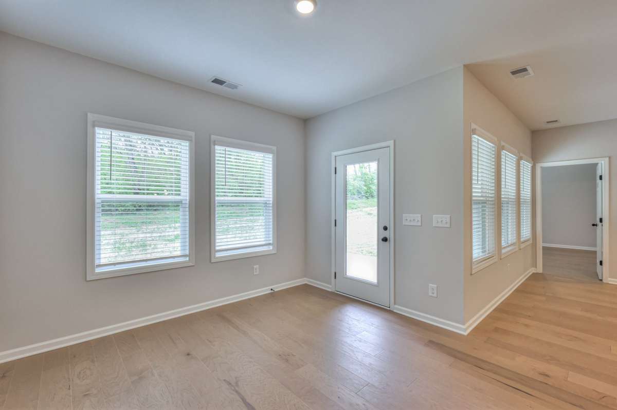 This photo is a sample of the Cleveland floorplan.  Options and exterior will vary depending on customer selections and preferences.