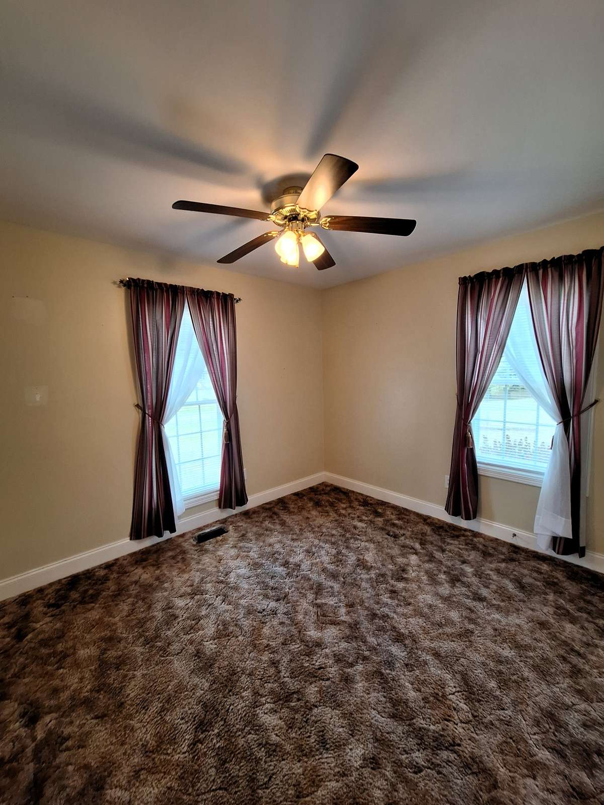 2nd guest bedroom!!