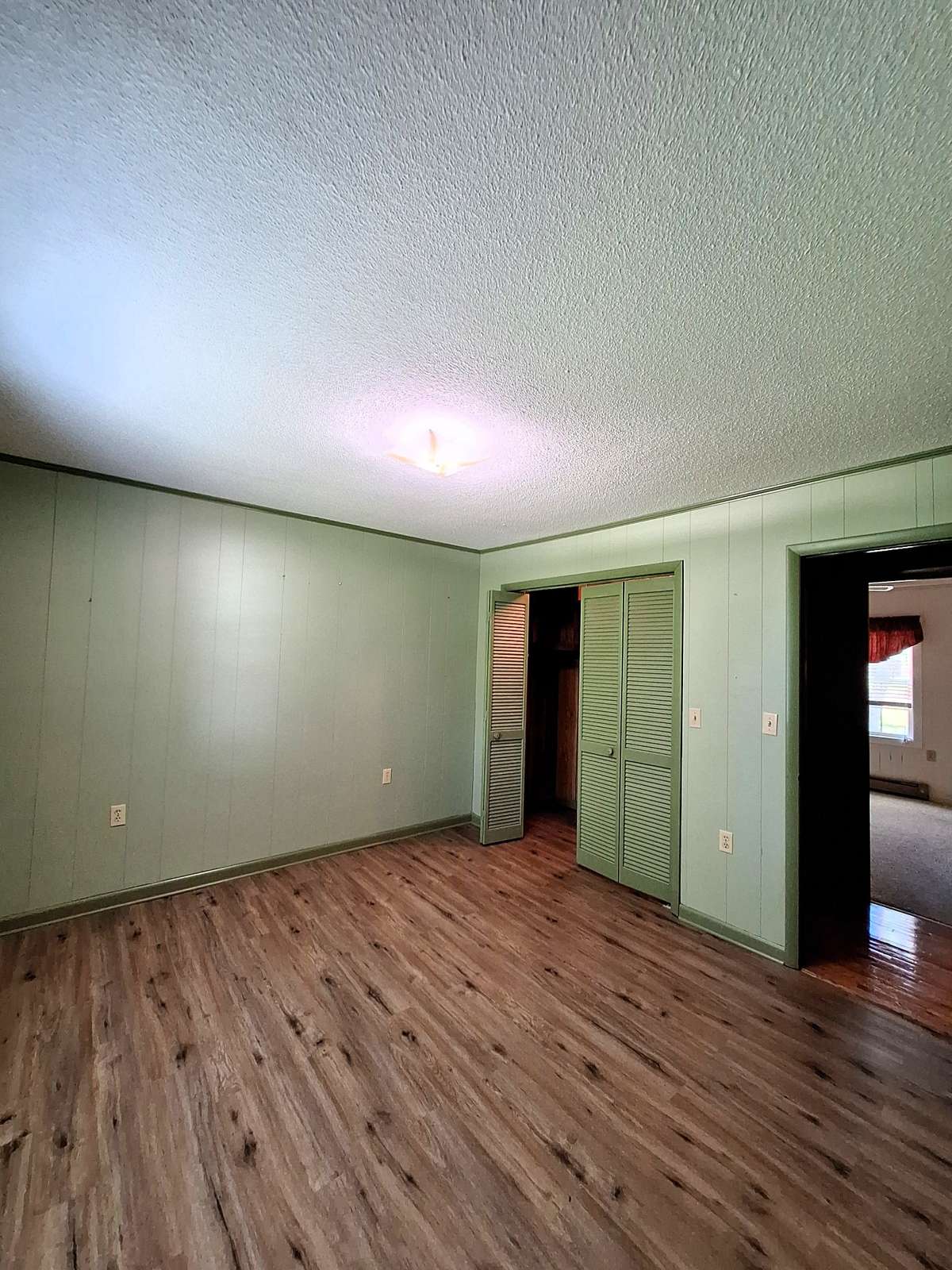 The master closet does have built-ins adding to the storage capabilities within!!