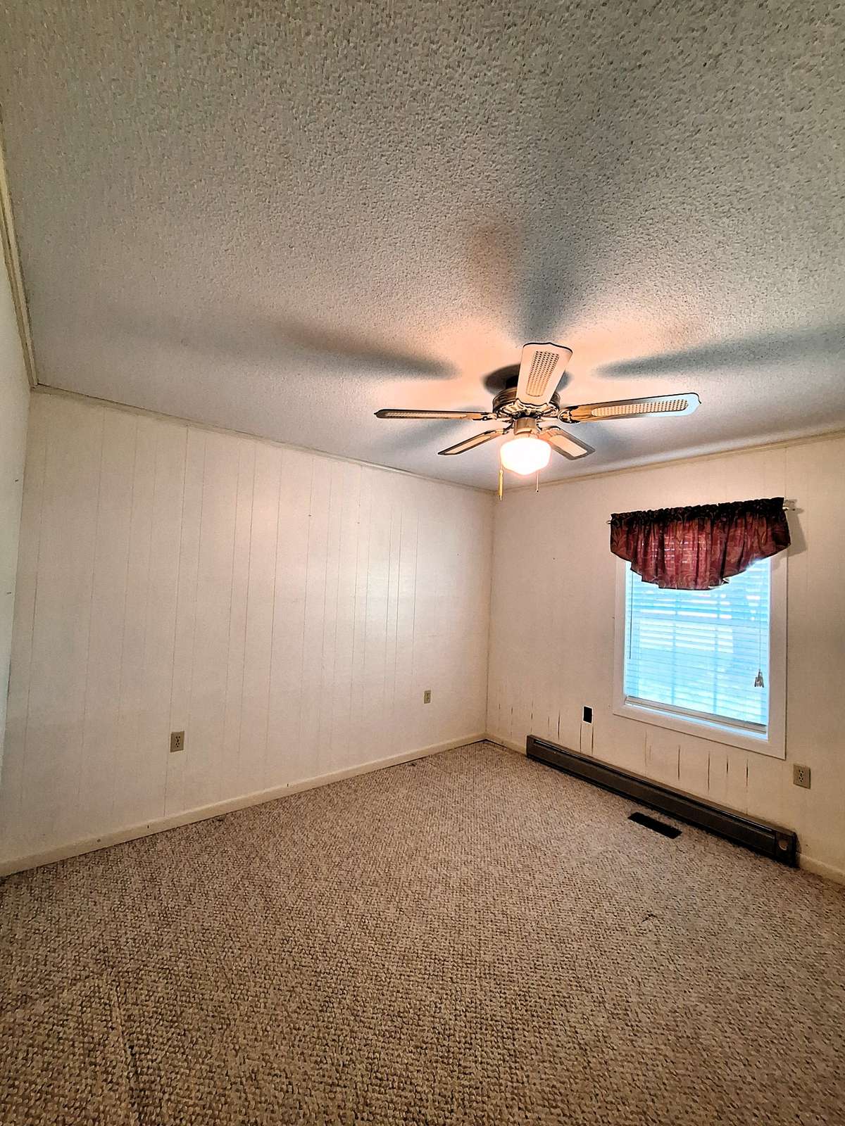 2nd guest bedroom