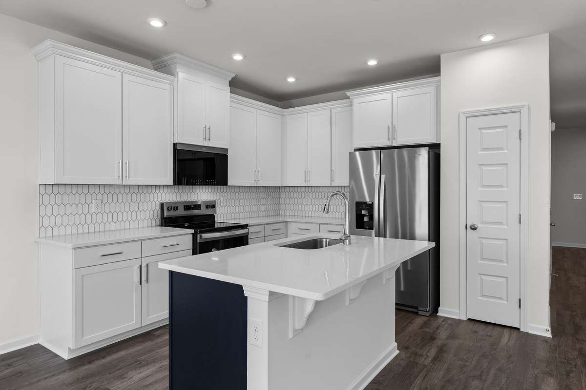 Beautiful 42" Cabinets and Quartz Countertops (Stock Photos of Similar Model)