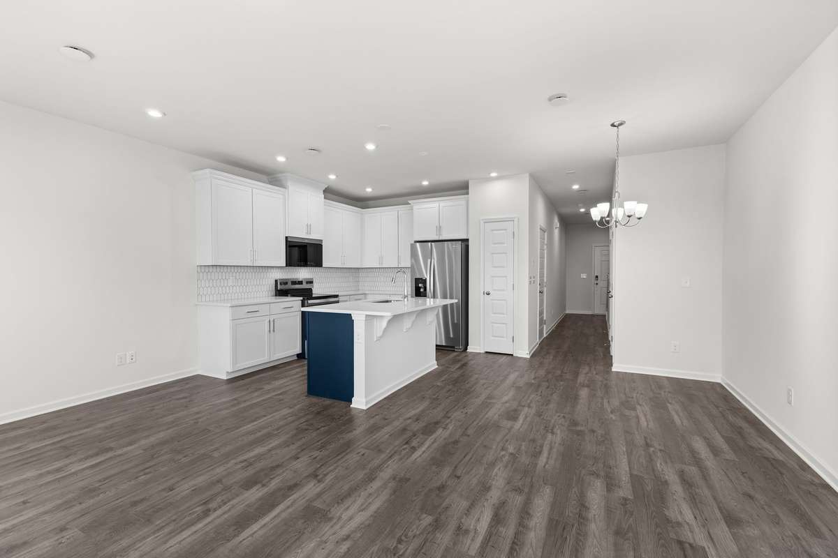 Kitchen(Stock Photos of Similar Model)