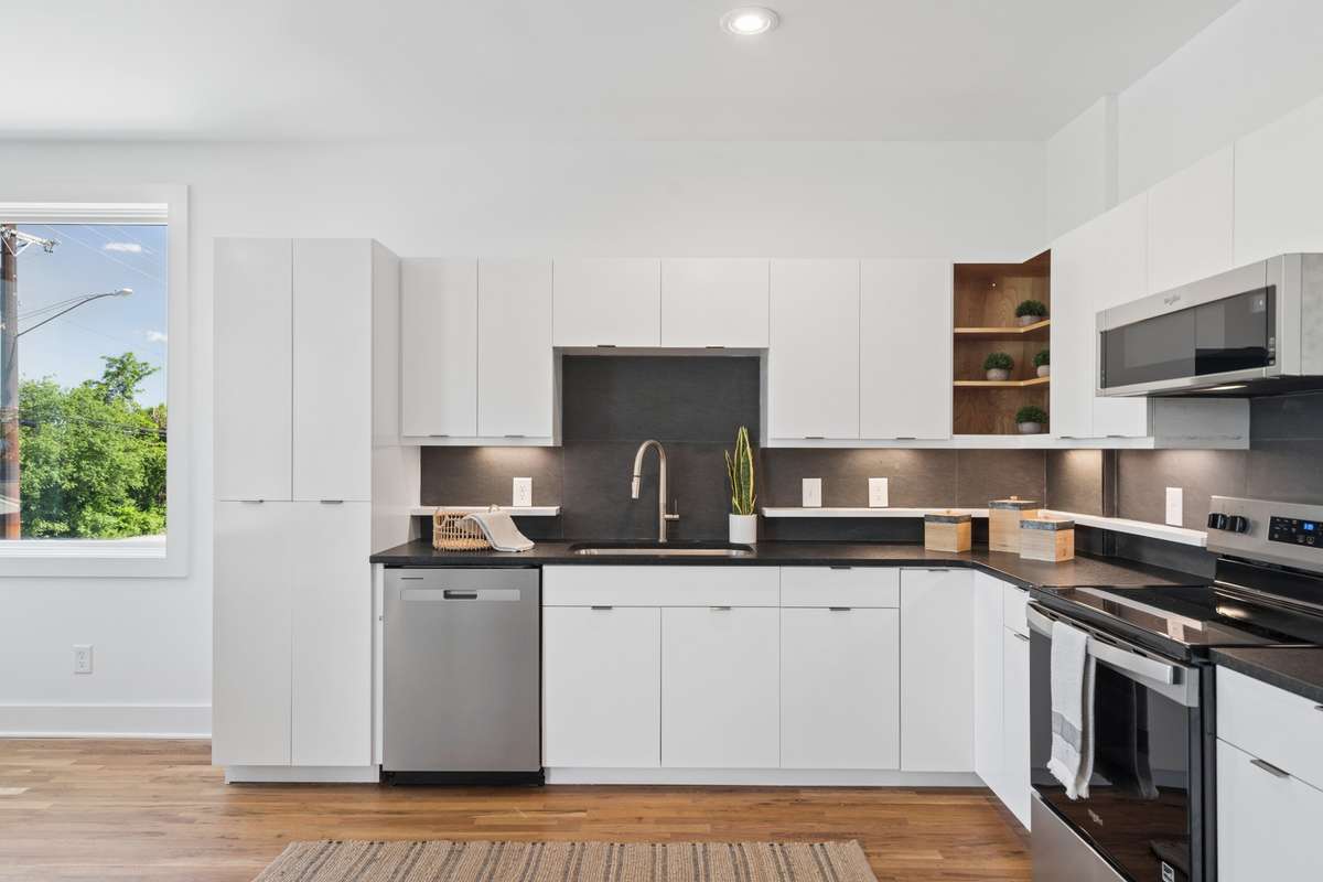 incredible storage and new stainless steel appliances
