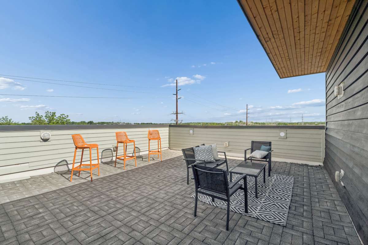 Lounge, dine, soak up sun, watch the game, so many options!