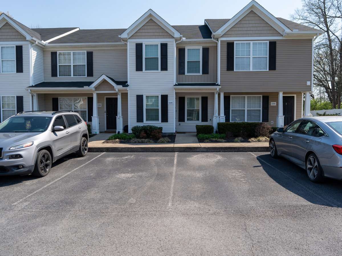 1306 Tweedle Court