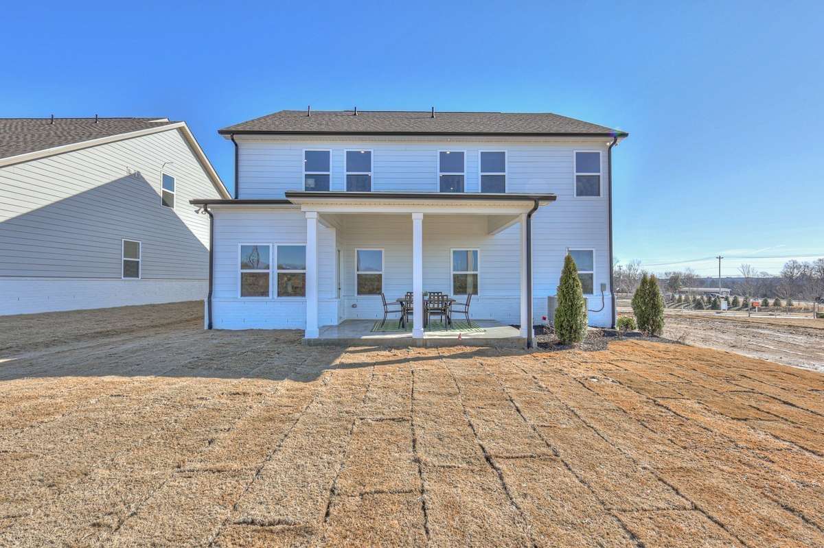 Photos shown are of the Colburn floorplan model home; the actual home may include different options and upgrades.