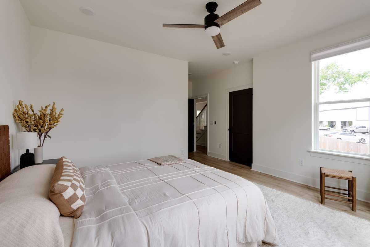 Downstairs primary bedroom