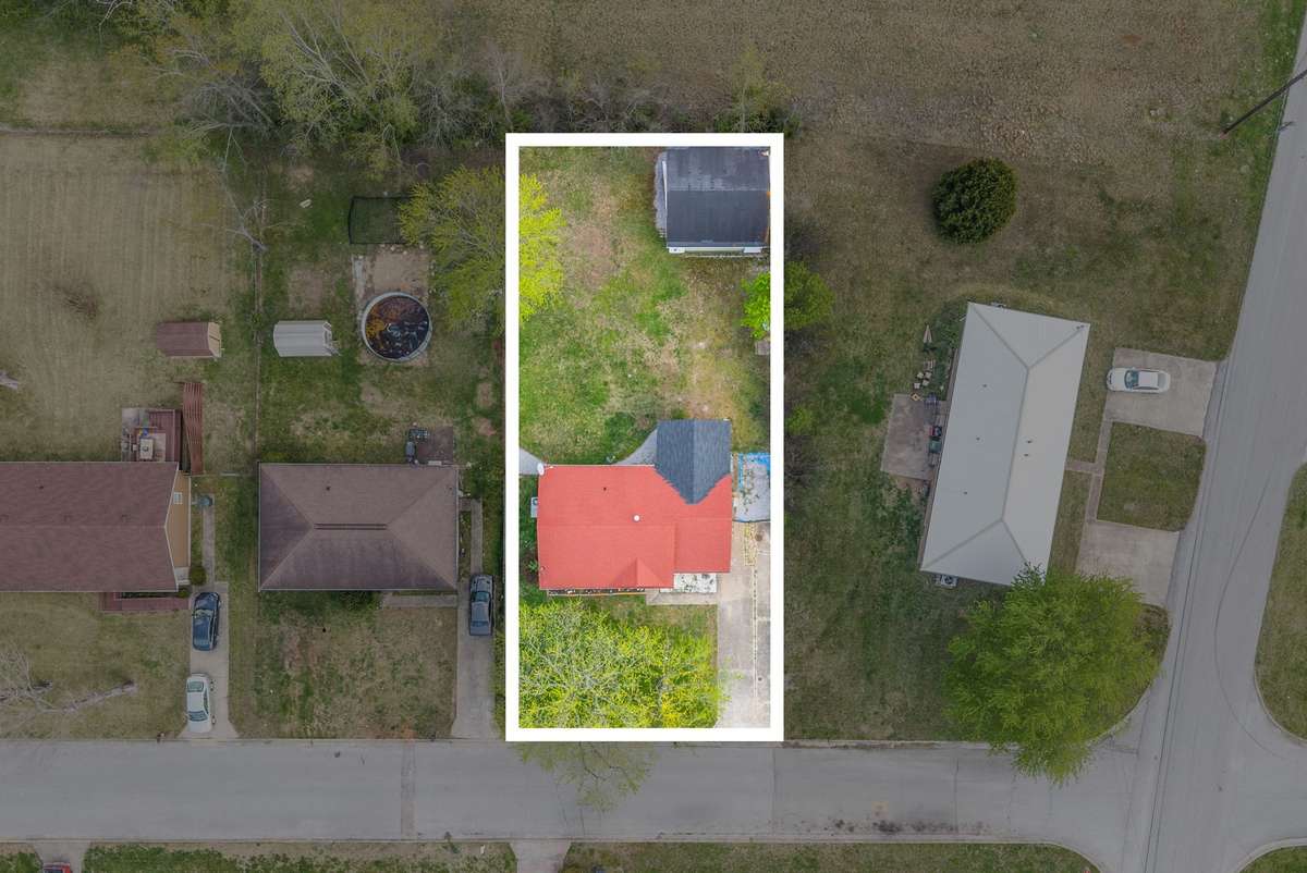 Approximate property lines