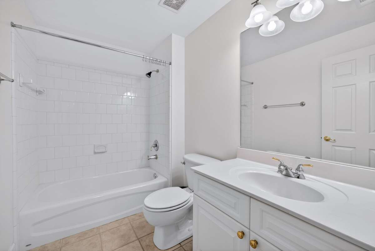 Basement full bath.