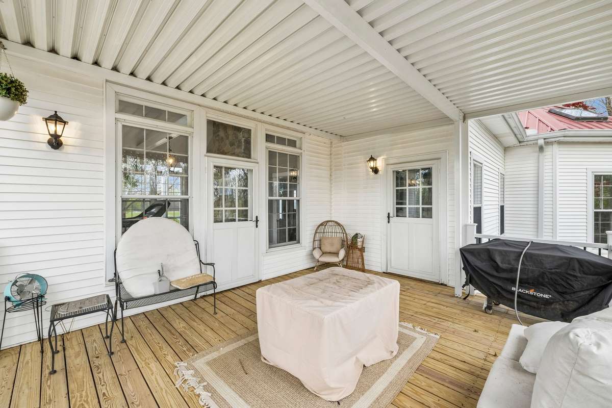 Main House - Back Covered Deck