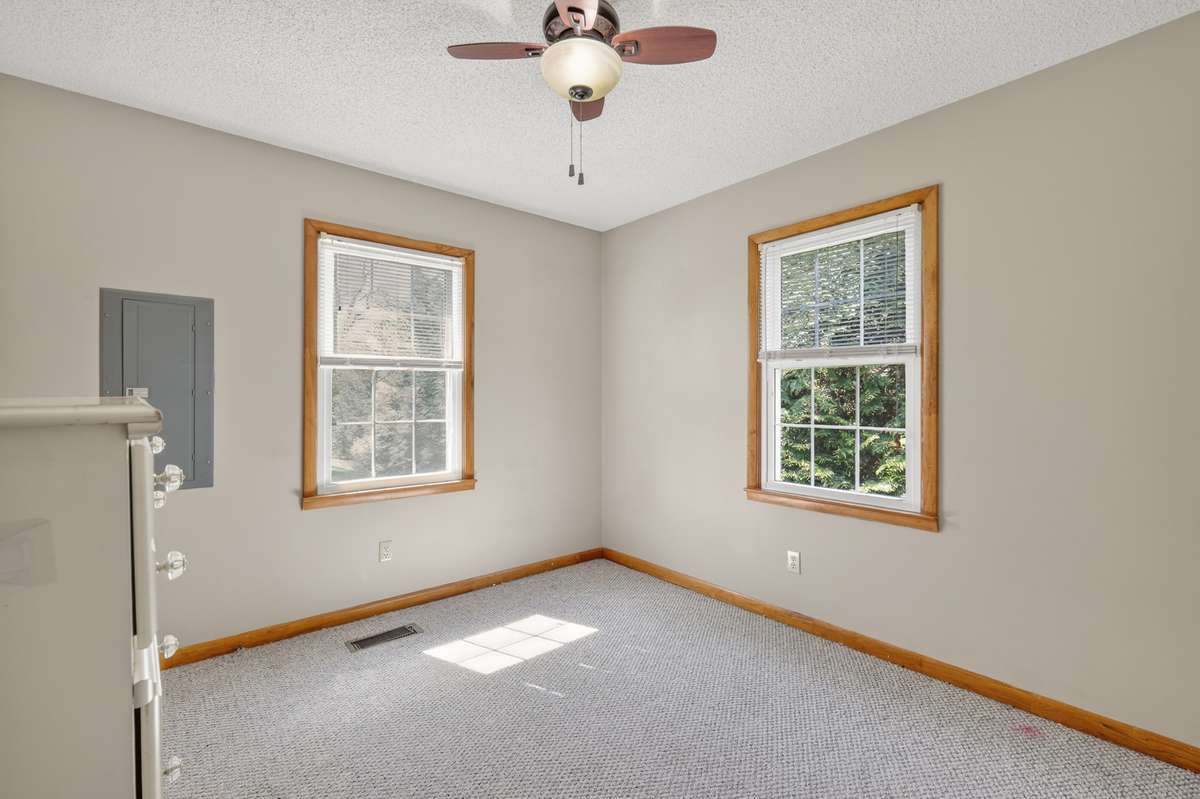 Plenty of light in the room