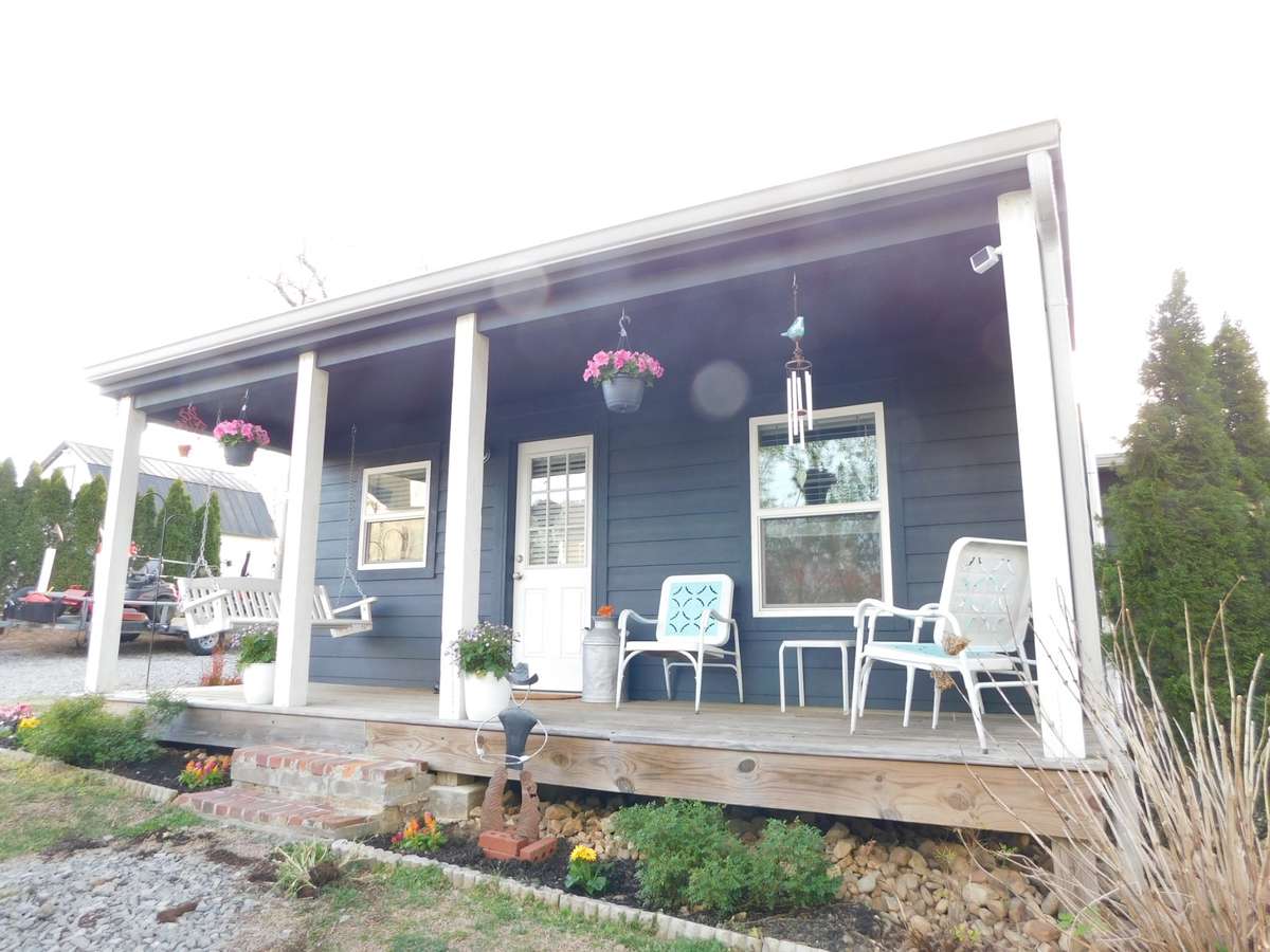 A Gem of a Property on a  Solitary Street, No through Traffic, Possibilities for Future Endeavors
