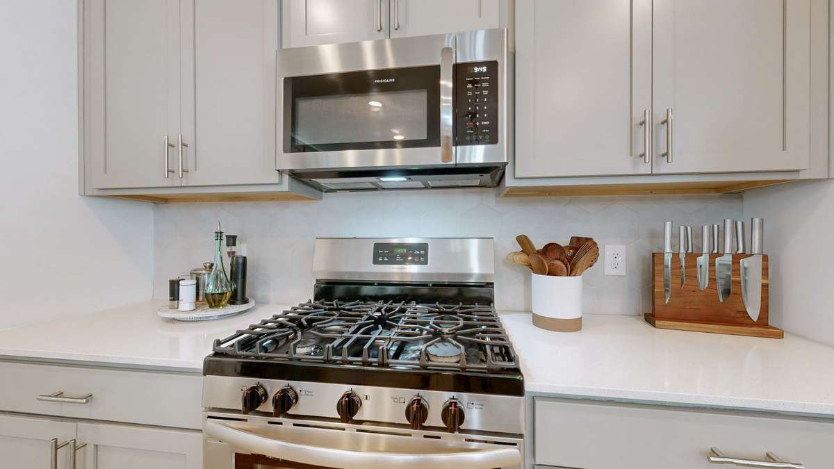 Gas stove cooking!