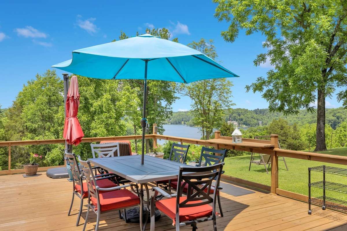 Once you arrive home, you never want to leave. This location is very tranquil.