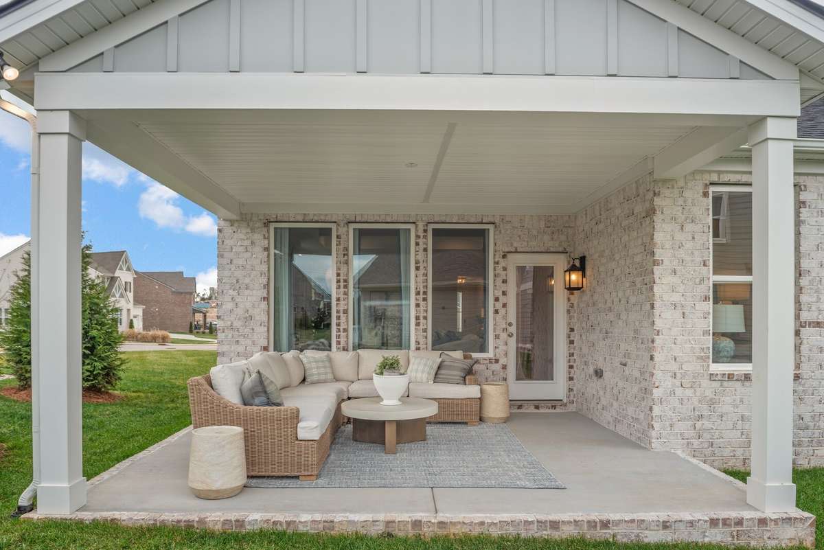 *** Photos are of a previously built Kinsley in another Drees Homes community. Standard Features and Options may vary. ***