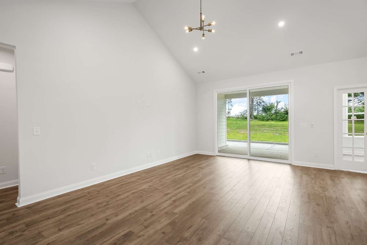 *** Photos are of a previously built Shannon in another Drees Homes community. Standard Features and Options may vary. ***