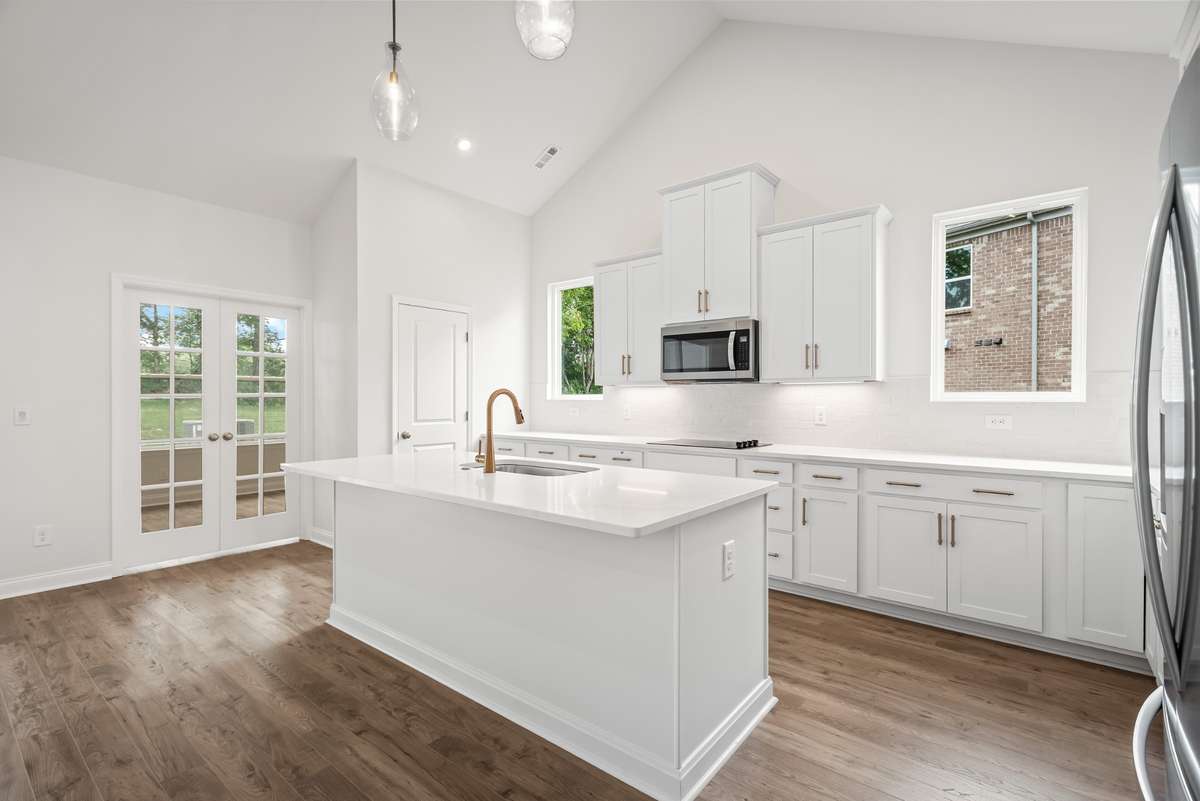 *** Photos are of a previously built Shannon in another Drees Homes community. Standard Features and Options may vary. ***