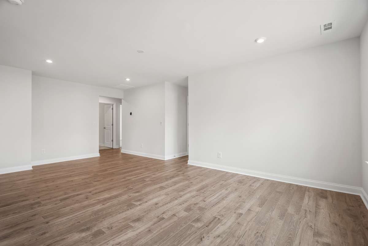 *** Photos are of a previously built Shannon in another Drees Homes community. Standard Features and Options may vary. ***