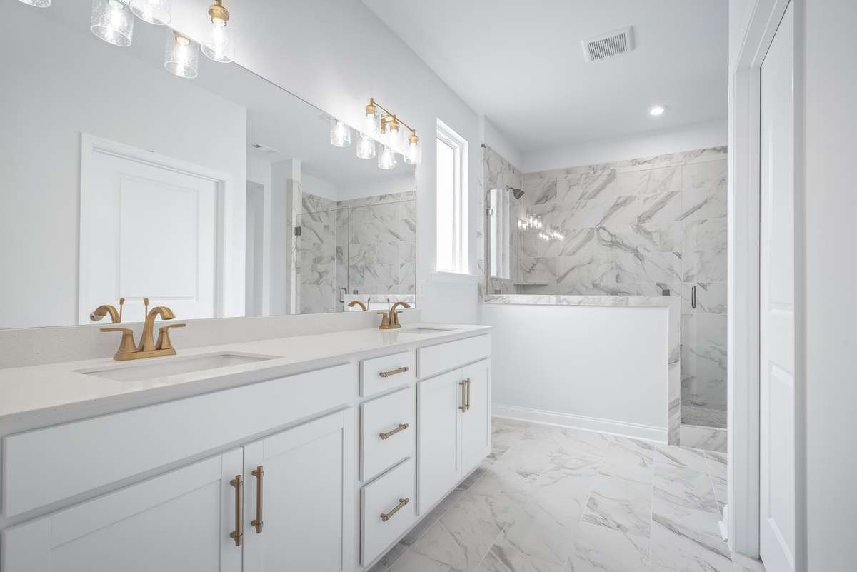 *** Photos are of a previously built Shannon in another Drees Homes community. Standard Features and Options may vary. ***