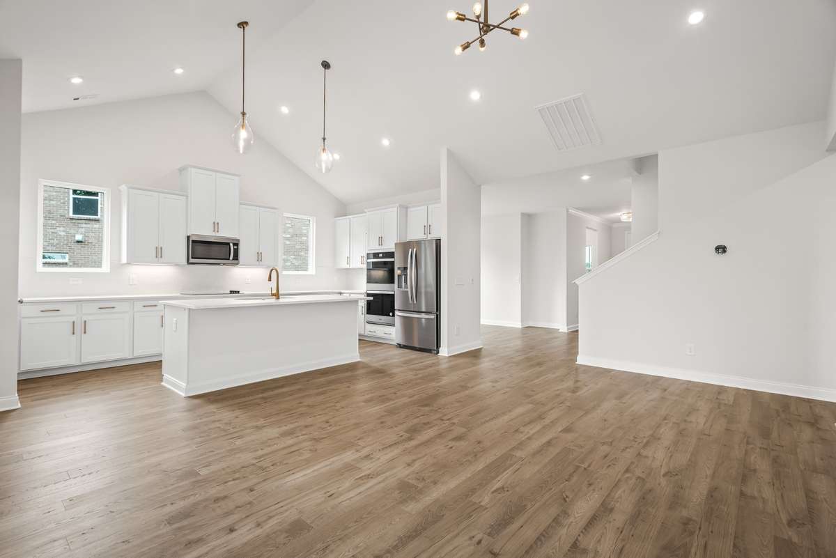 *** Photos are of a previously built Shannon in another Drees Homes community. Standard Features and Options may vary. ***