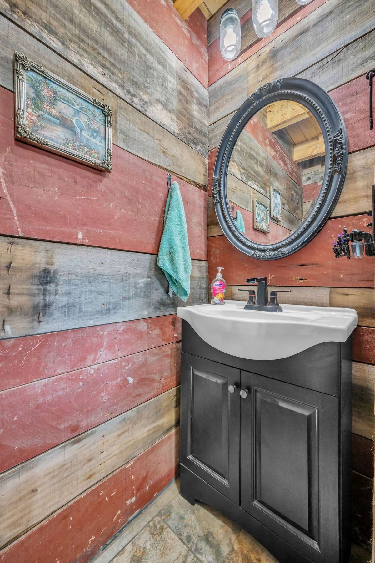 Cuistom guest bath