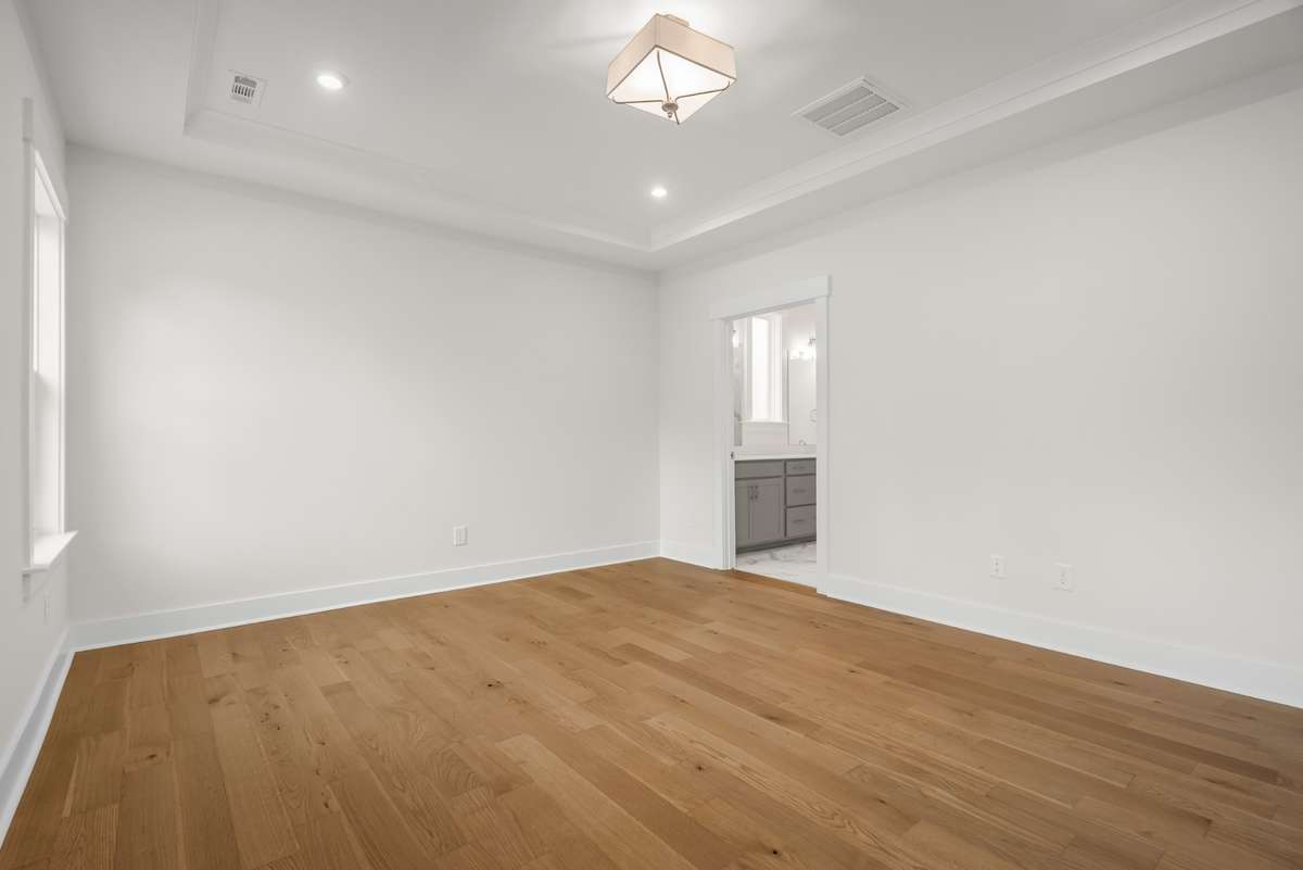 *** Photos are of a previously built Dahlia in another Drees Homes community. Standard Features and Options may vary. ***