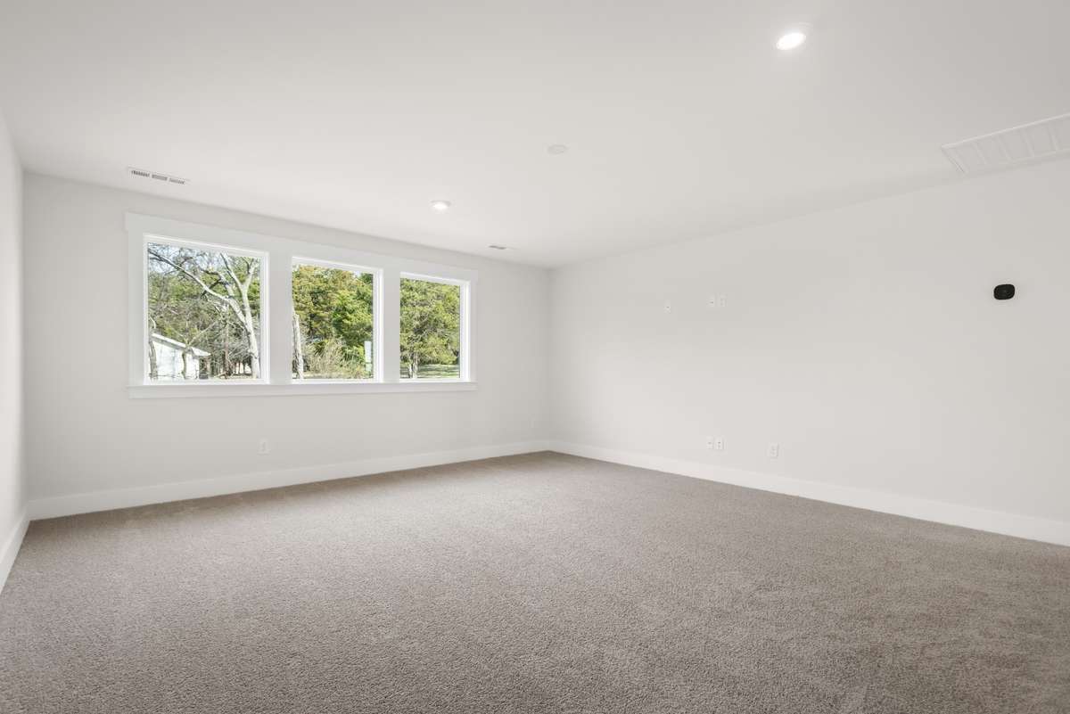 *** Photos are of a previously built Dahlia in another Drees Homes community. Standard Features and Options may vary. ***