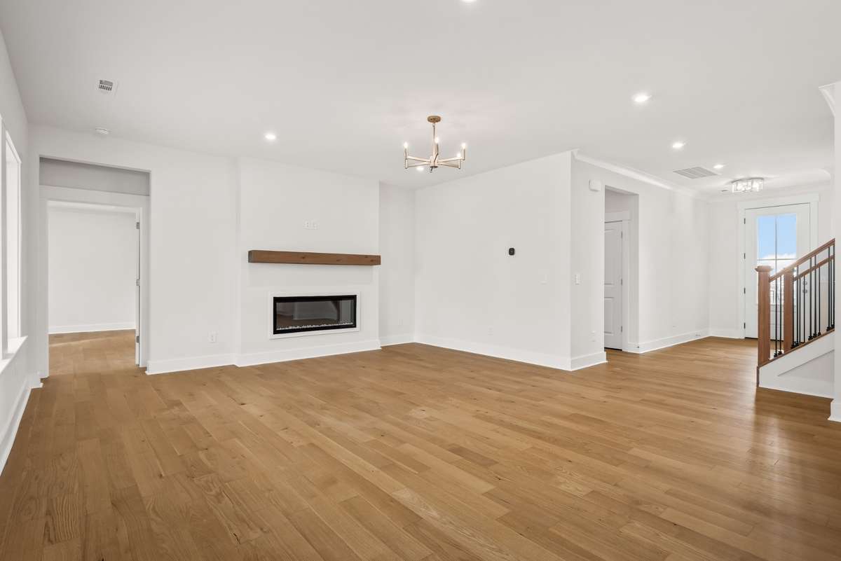 *** Photos are of a previously built Dahlia in another Drees Homes community. Standard Features and Options may vary. ***