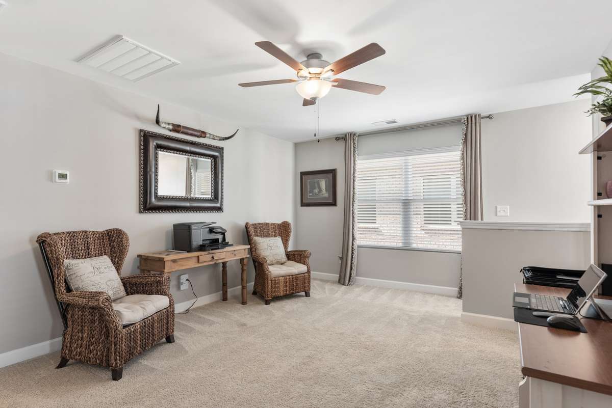 The second level bonus room has many possibilities.  This is a great place to gather . . .