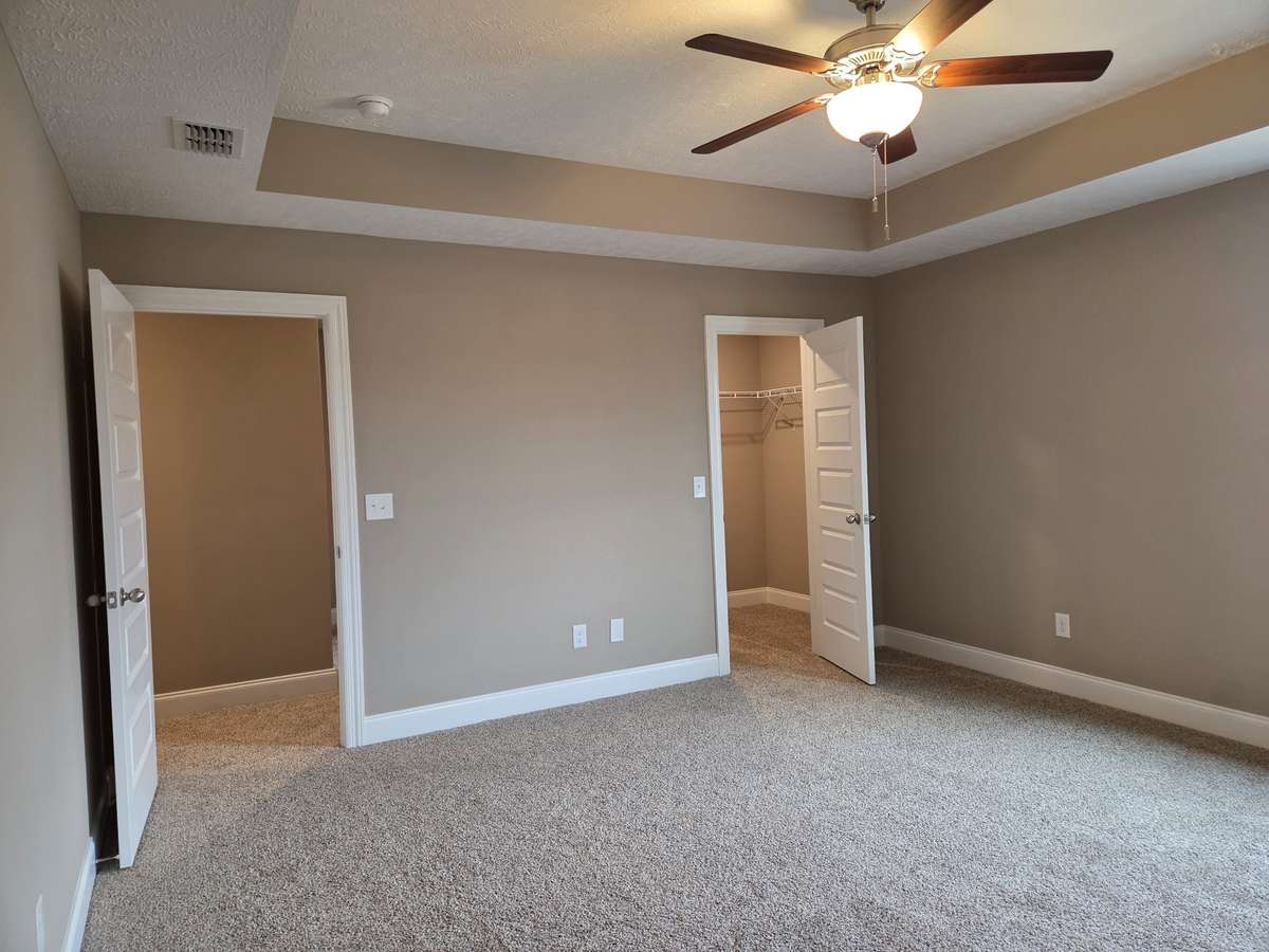 Primary Bedroom has Full Bathroom and Large Walkin Closet.