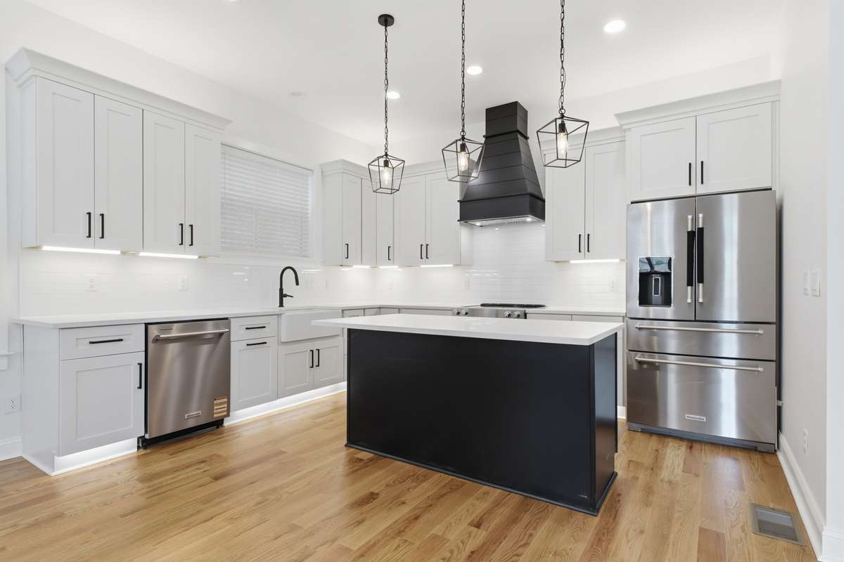 Kitchen Aid Stainless Steel appliances included.