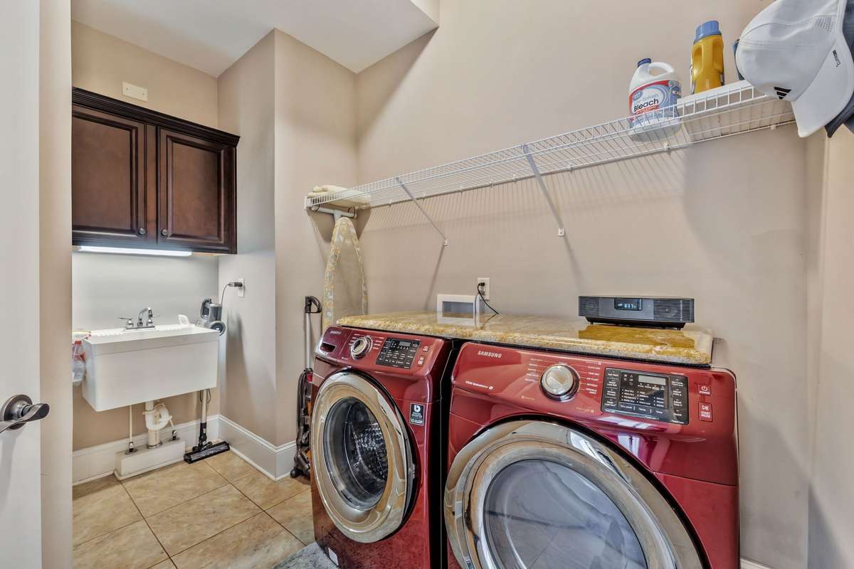 Main level laundry room