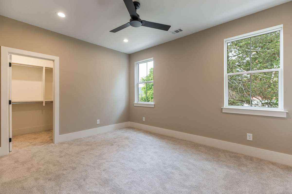 Upstairs Bedroom 4
