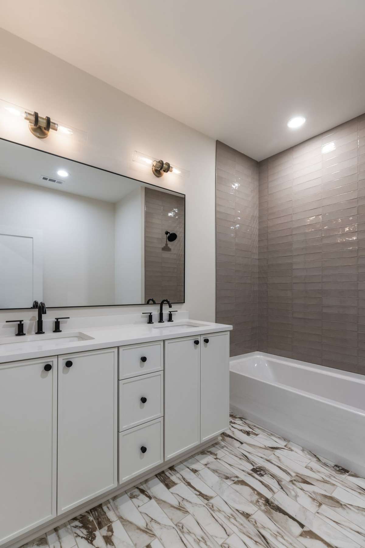 Upstairs Bathroom
