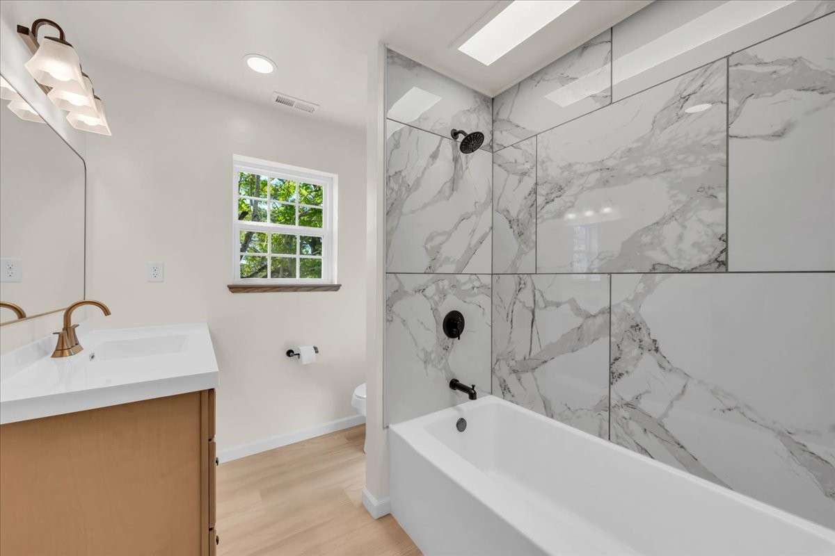Upstairs bathroom