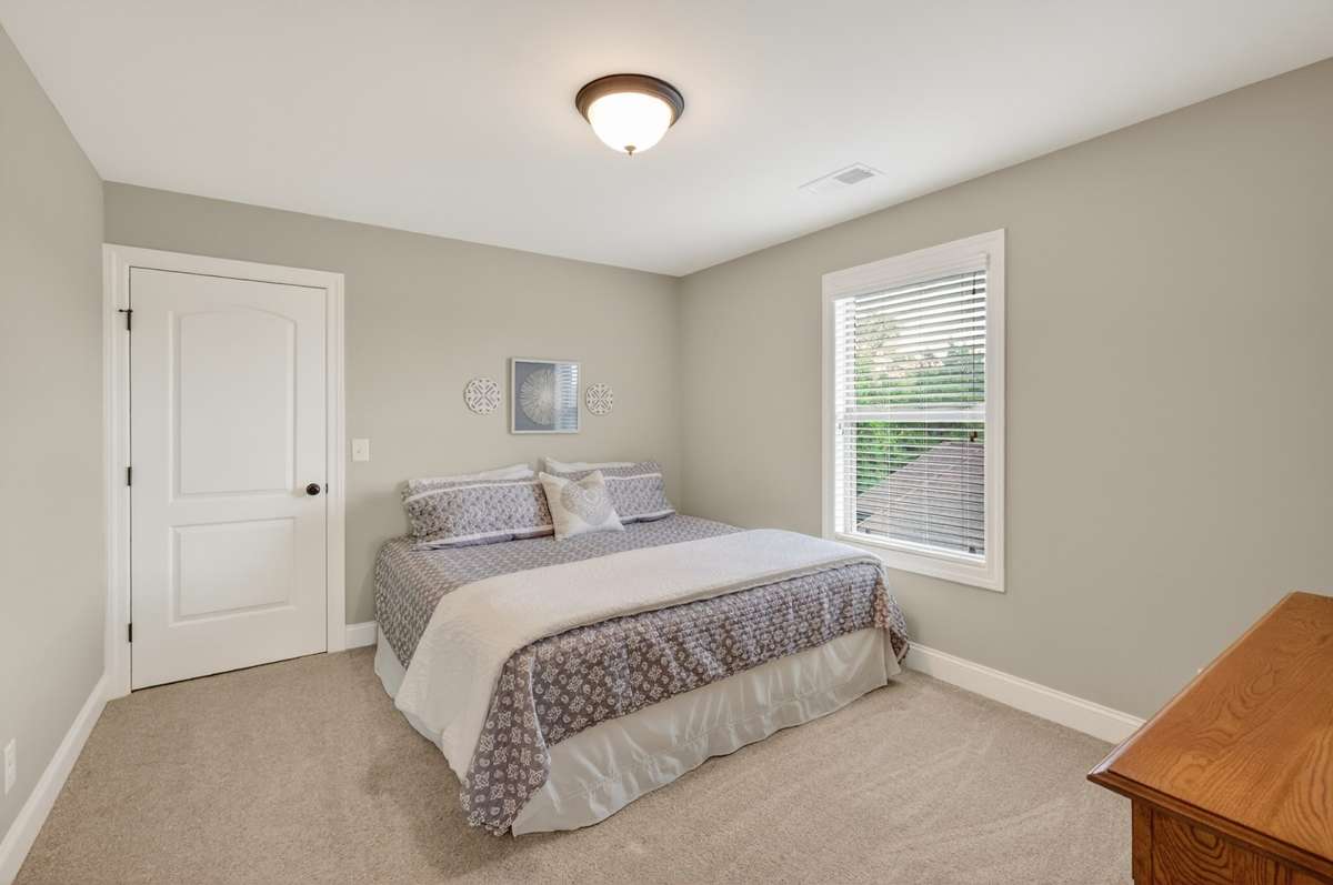 4th bedroom with it's own full bathroom