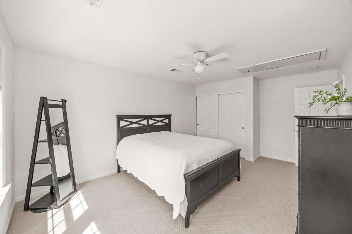 2nd bedroom upstairs