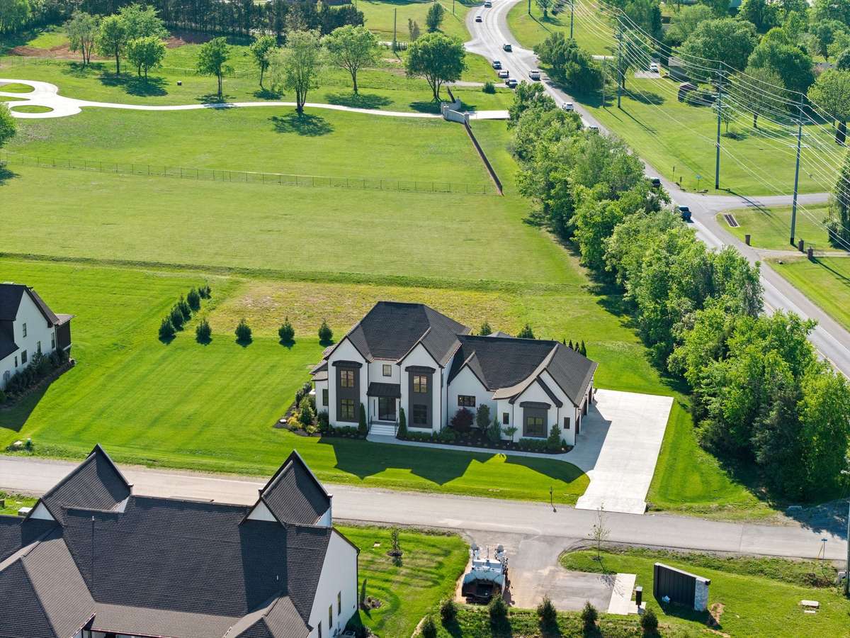 Easy access to main roads while maintaining a private, tucked-away feel.