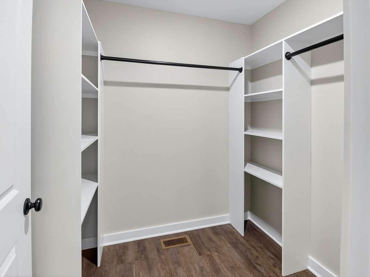 Owner's Suite Closet