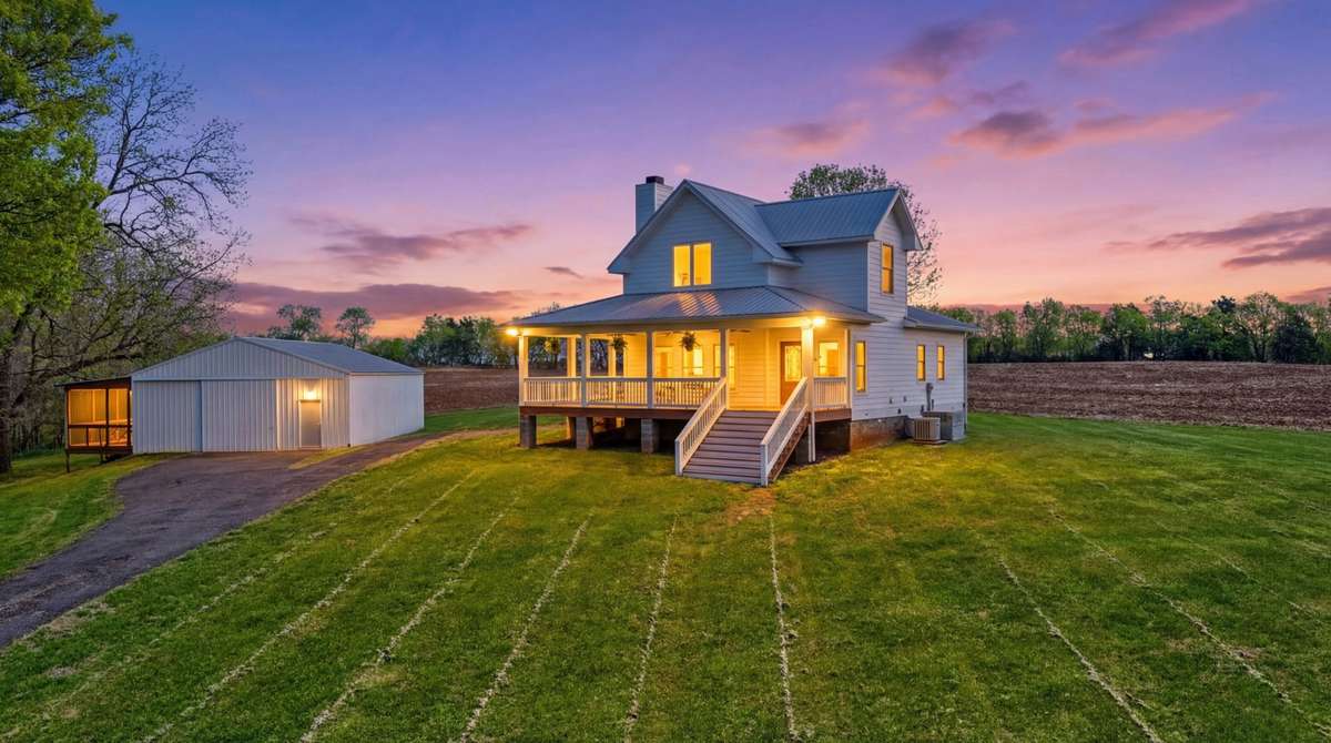 Welcome to 6360 Hopewell Rd!