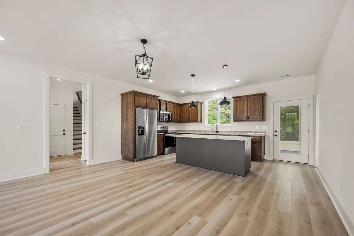 Dining area leading into the kitchen