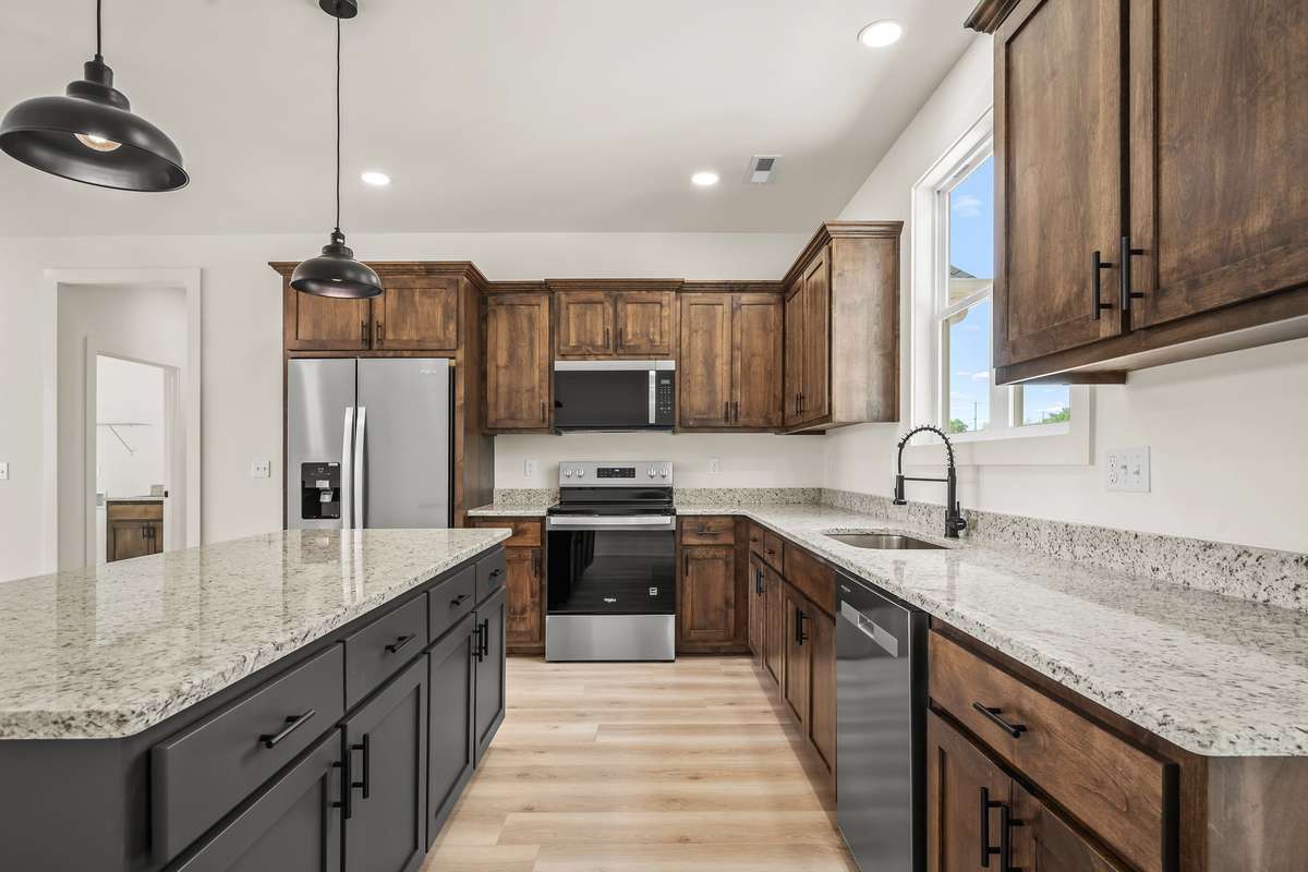 Kitchen - these stained cabinets are even more gorgeous in person!