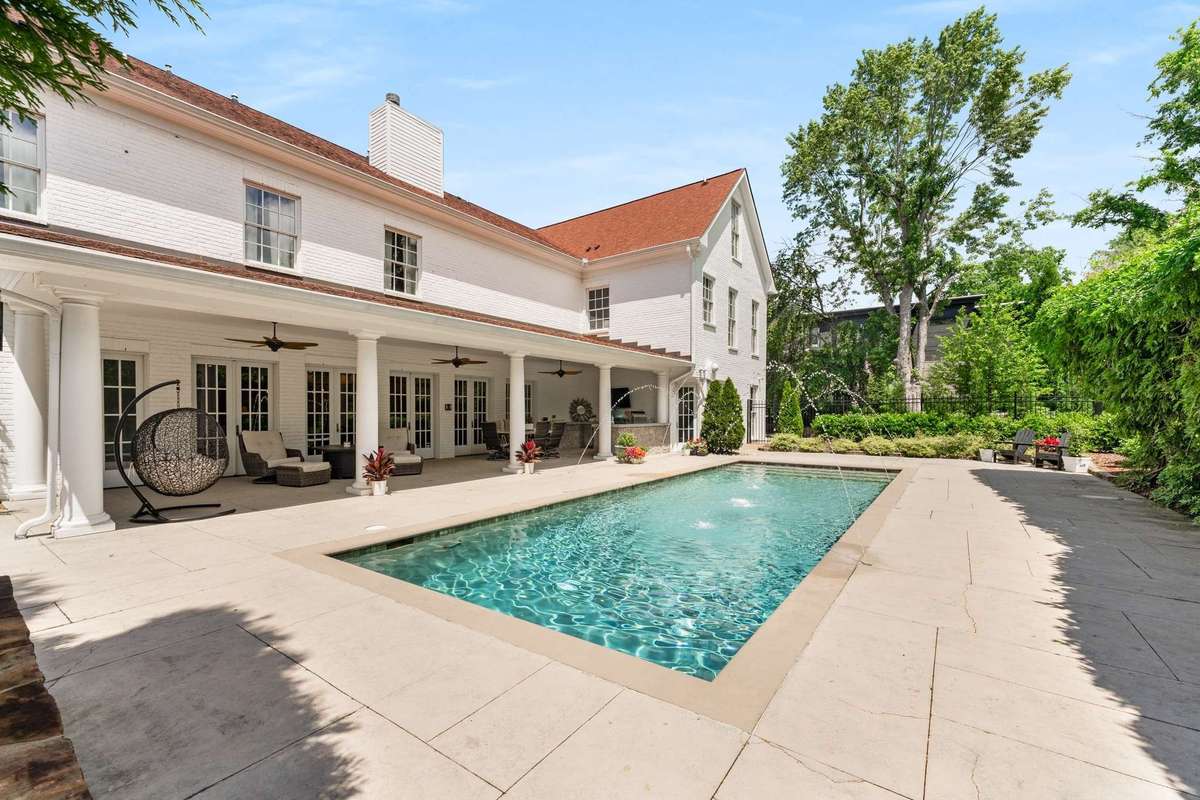 I want you to pay attention to all the pool decking that you have available for lounging...