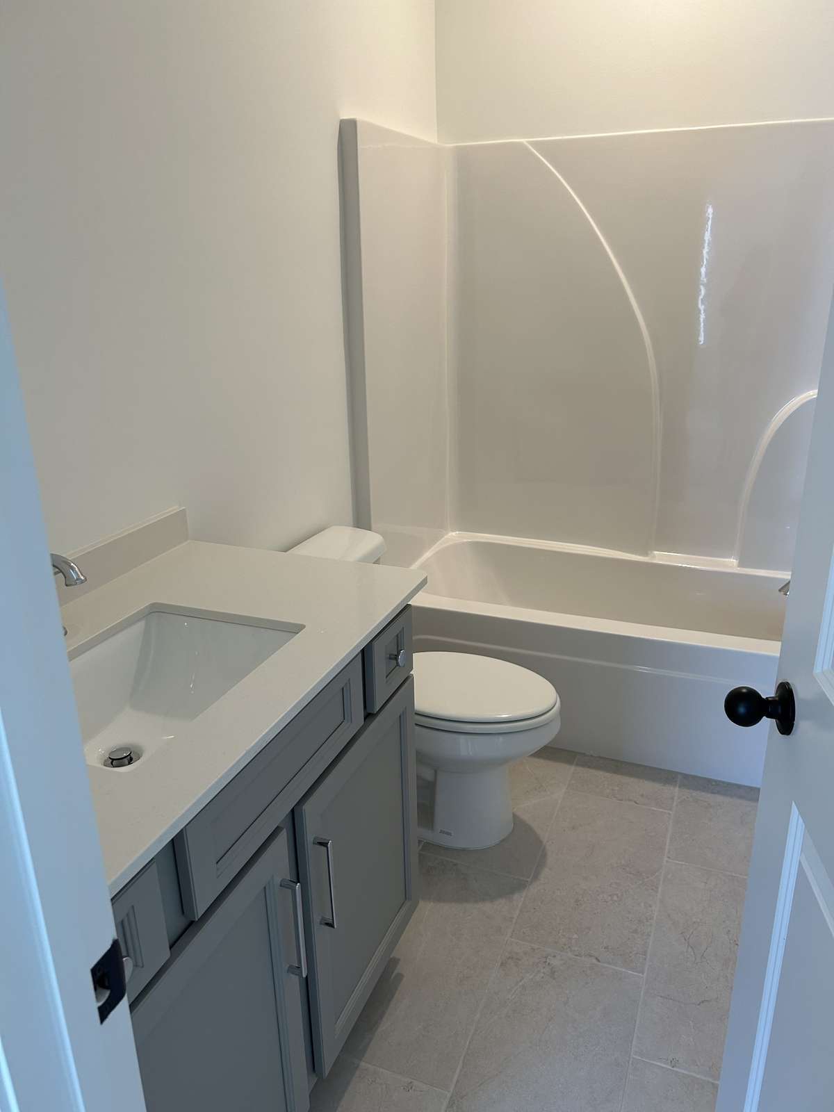 4th bathroom